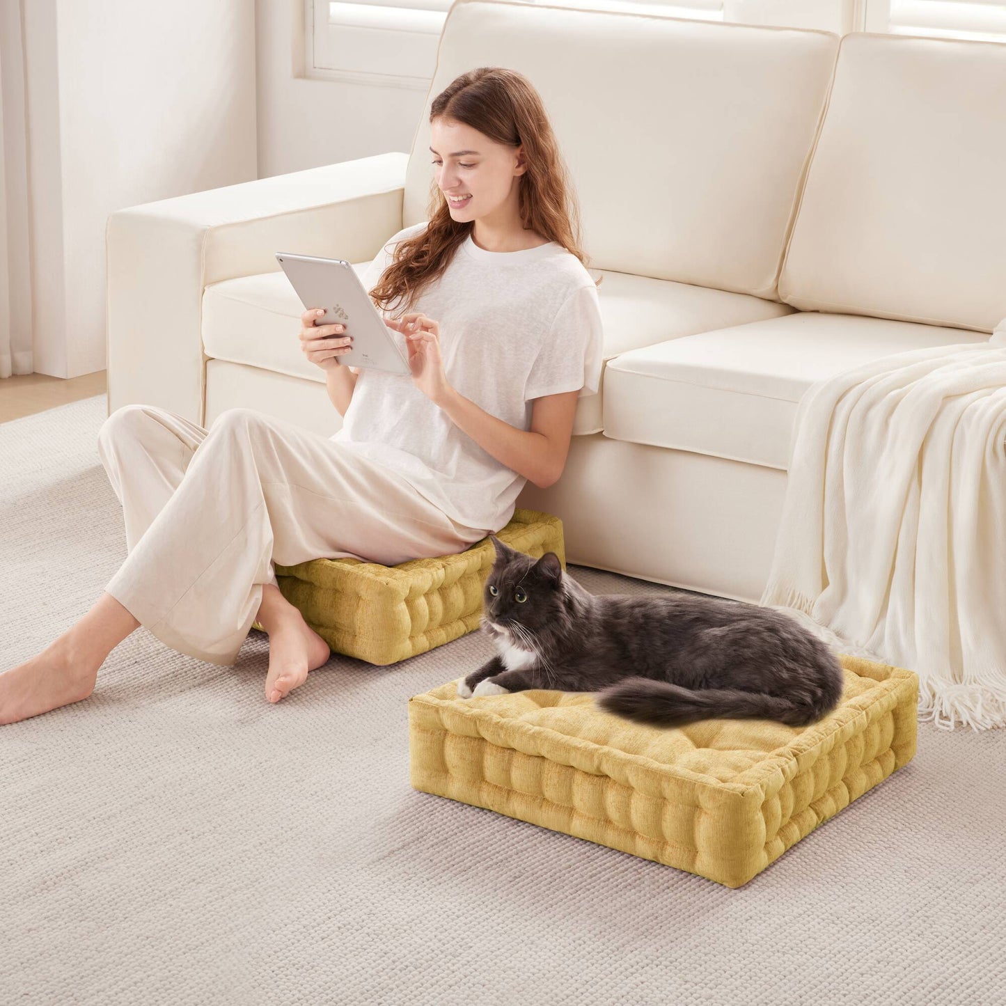 Intelligent Design Poly Chenille Square Floor Pillow Cushion