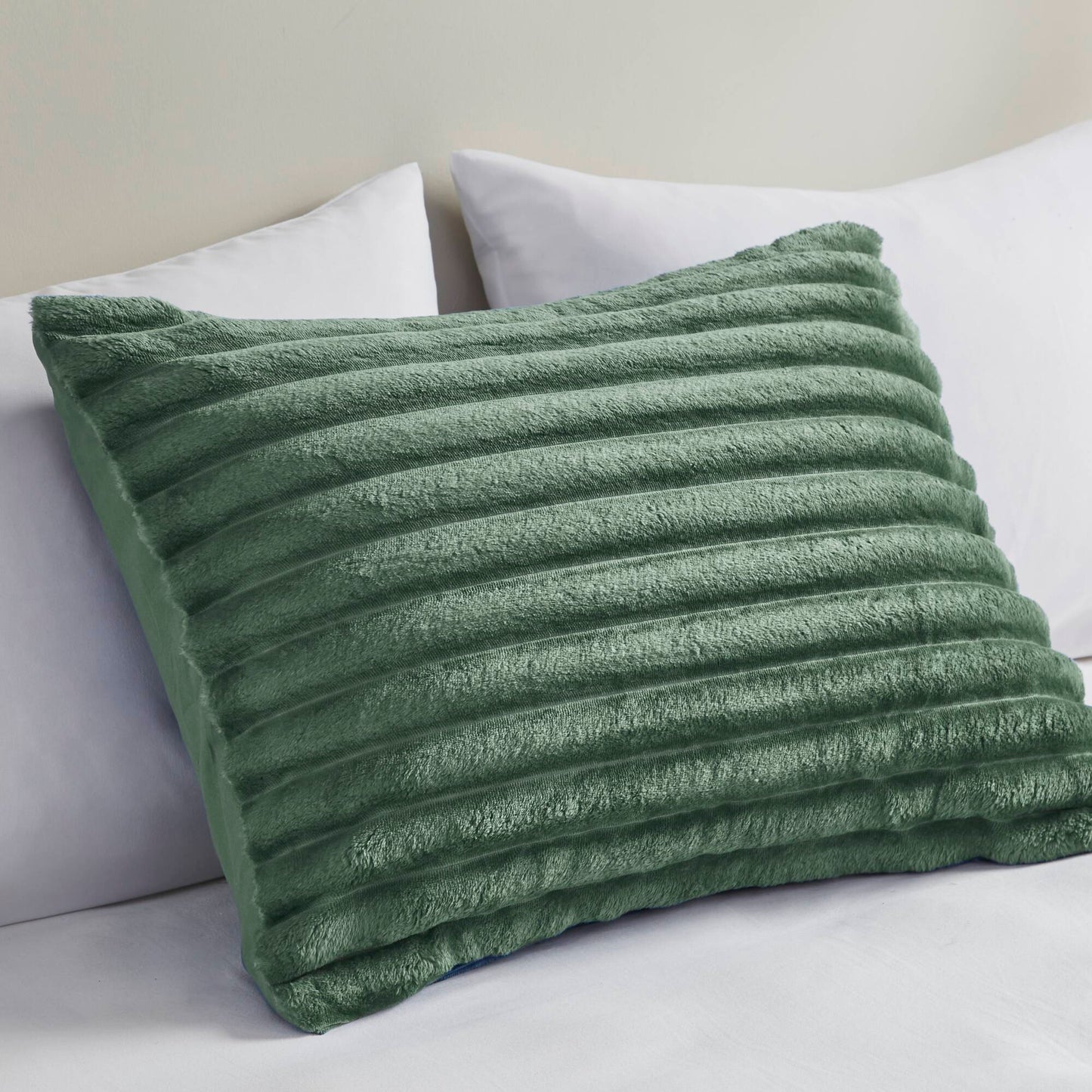 Intelligent Design 3 Piece Corded Plush Comforter Set