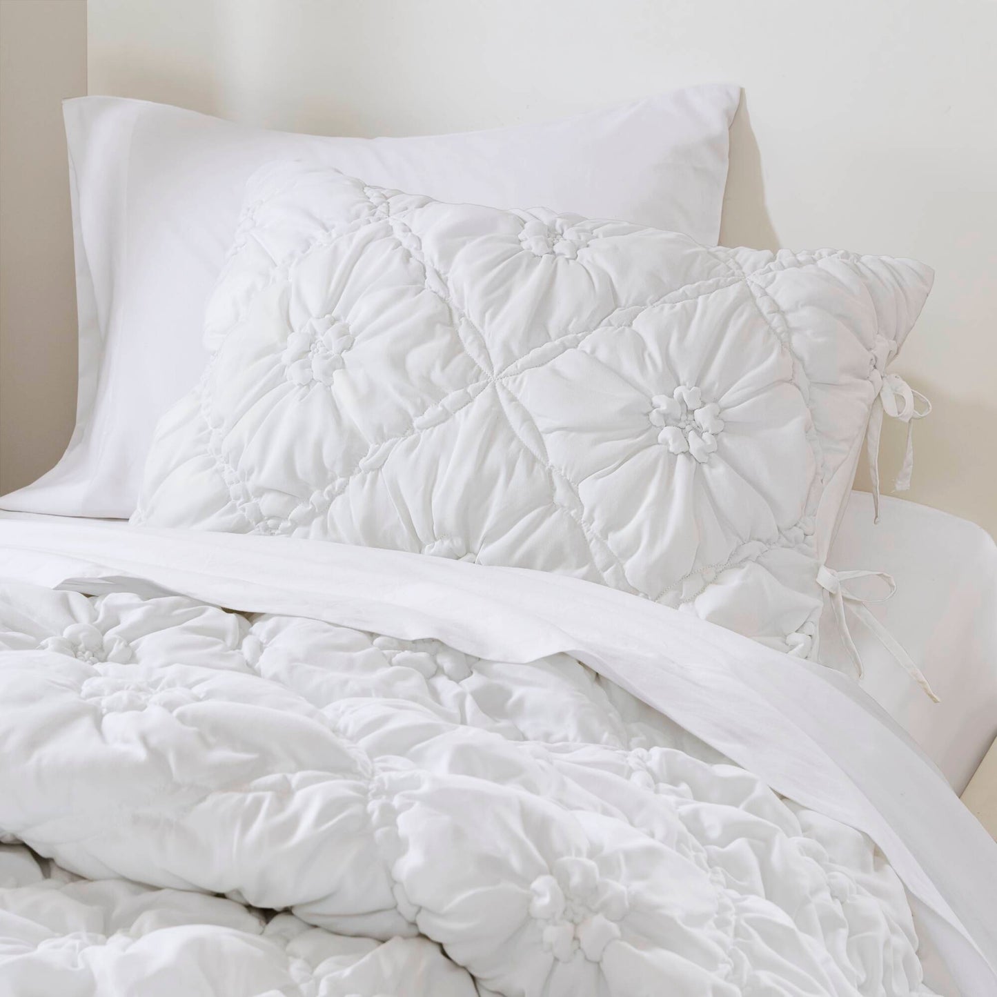 Lily 3PCS Comforter Set