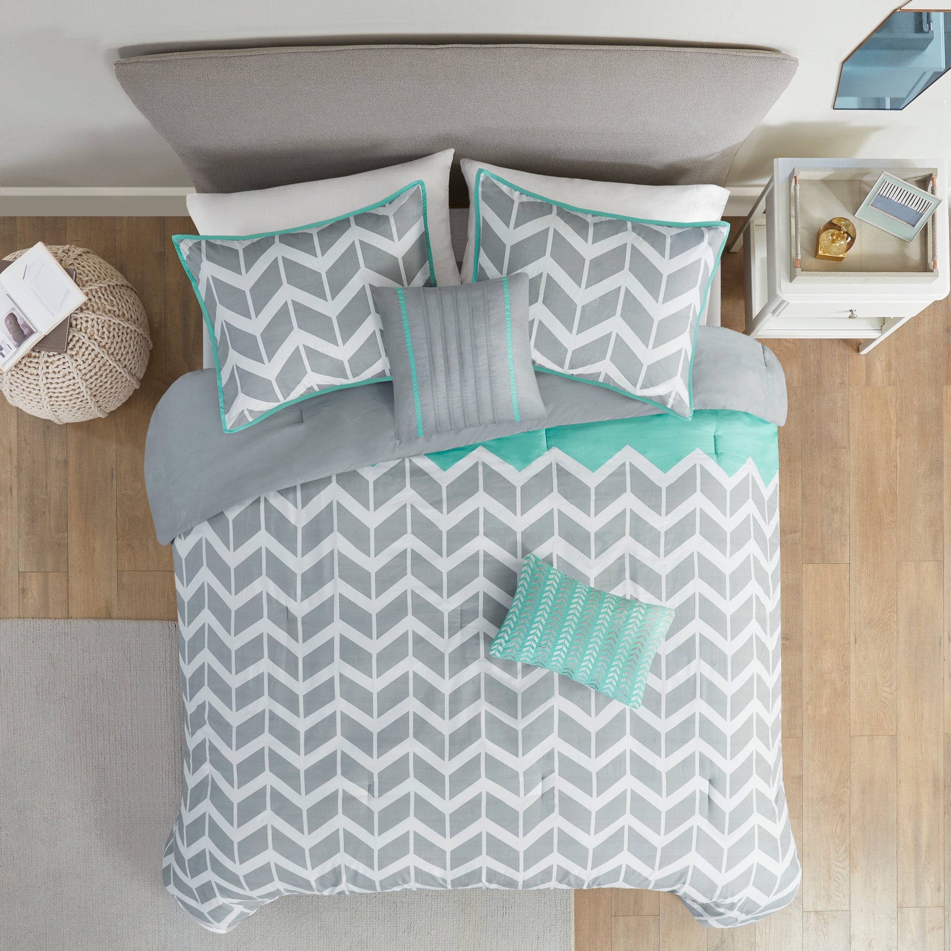 Intelligent Design Comforter Set