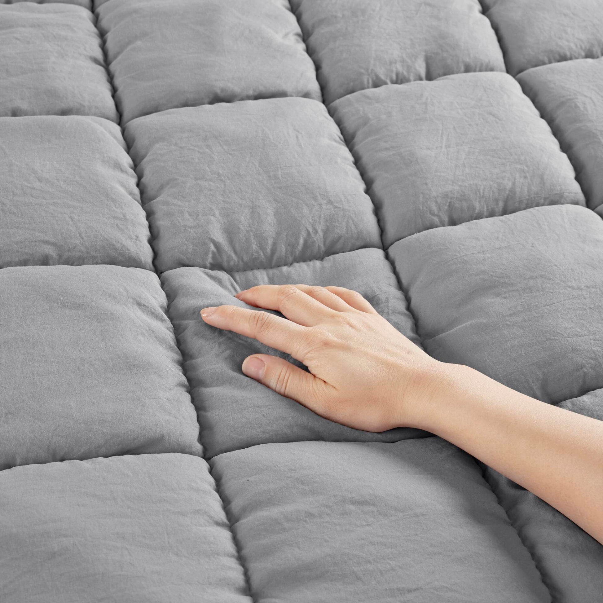 Intelligent Design Down Alternative Comforter Set