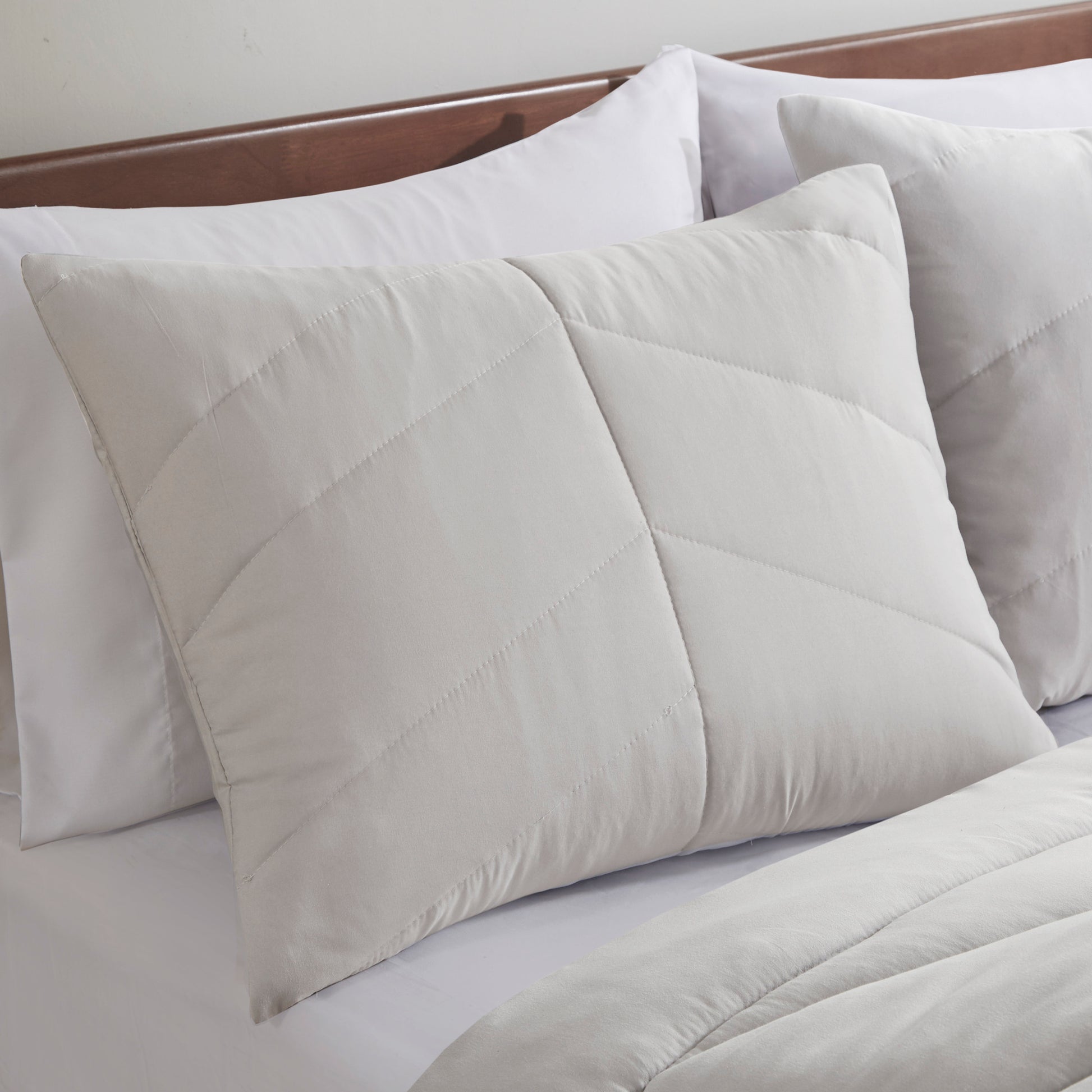 Intelligent Design Quilted Chevron Comforter Set