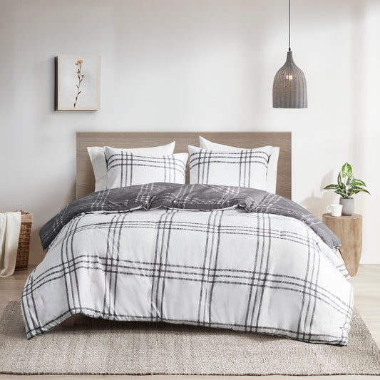 Intelligent Design Plaid Reversible Comforter Set
