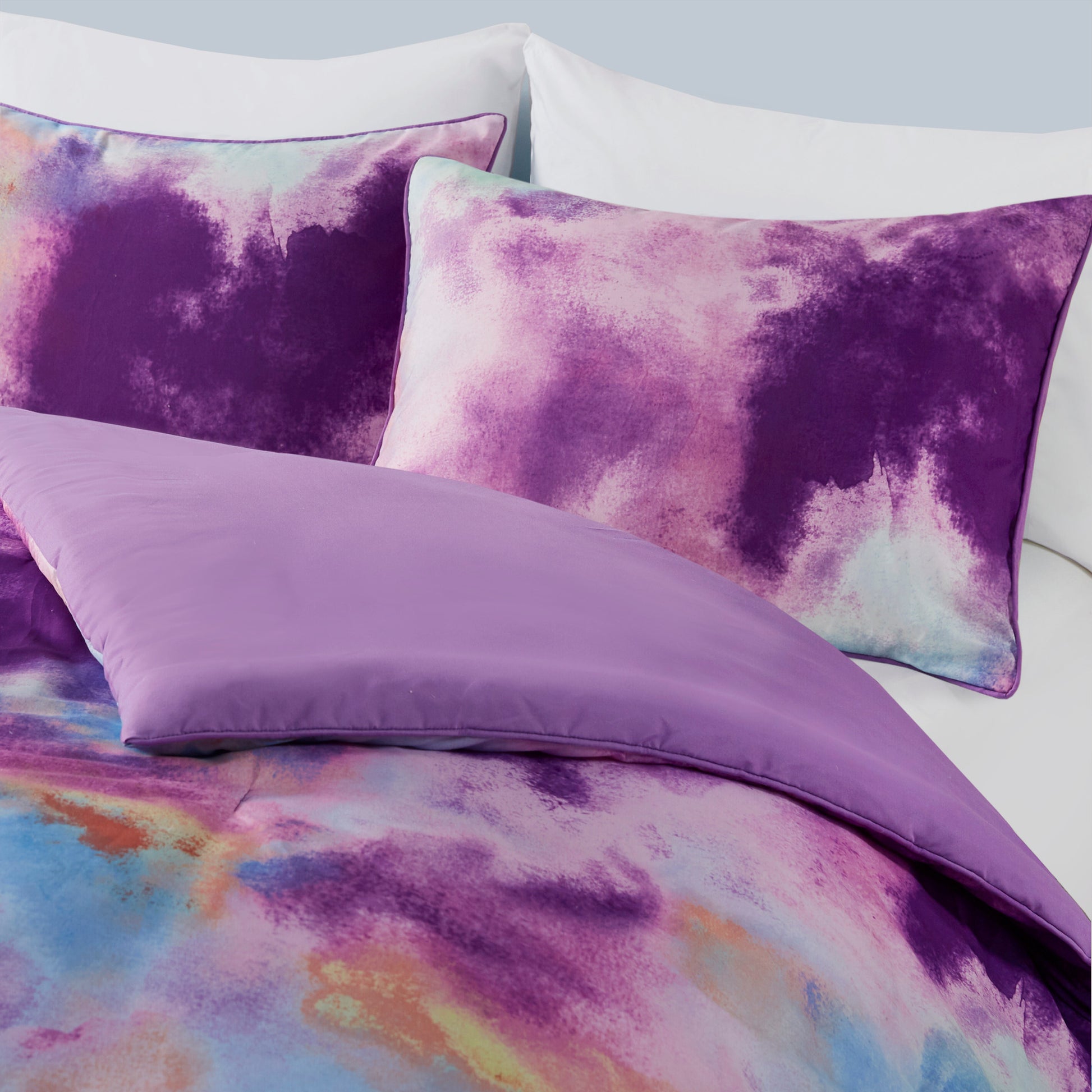 Intelligent Design Watercolor Tie Dye Printed Duvet Cover Set with Throw Pillow