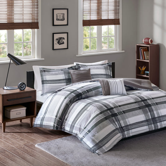 Intelligent Design Plaid Comforter Set
