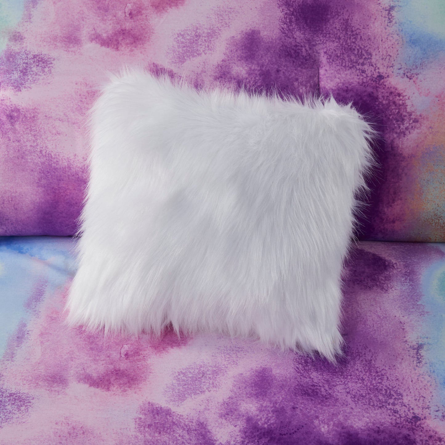 Intelligent Design Watercolor Tie Dye Printed Duvet Cover Set with Throw Pillow