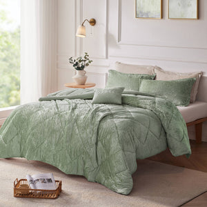 Felicia Velvet Duvet Cover Set with Throw Pillow