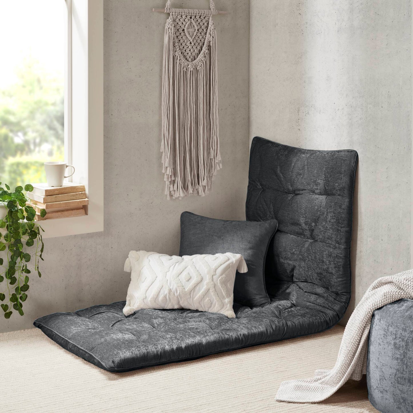 Intelligent Design Poly Chenille Lounge Floor Pillow Cushion