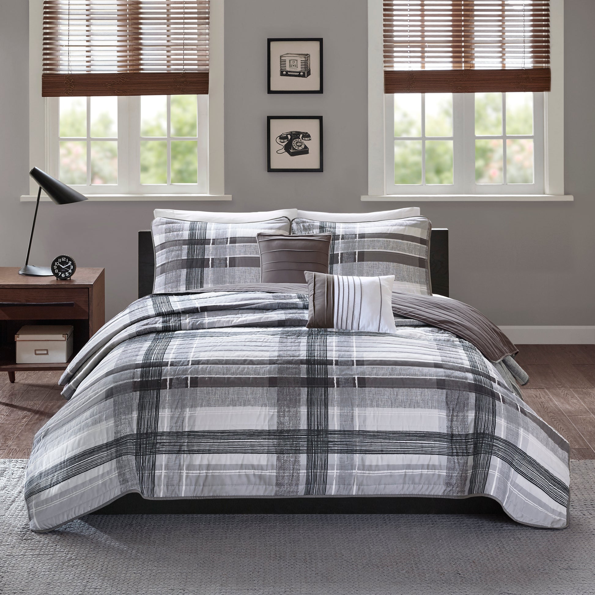 Intelligent Design Plaid Comforter Set