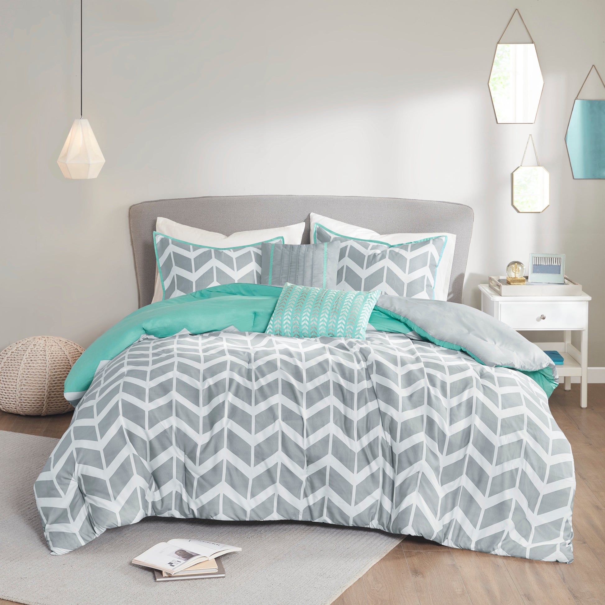 Intelligent Design Comforter Set