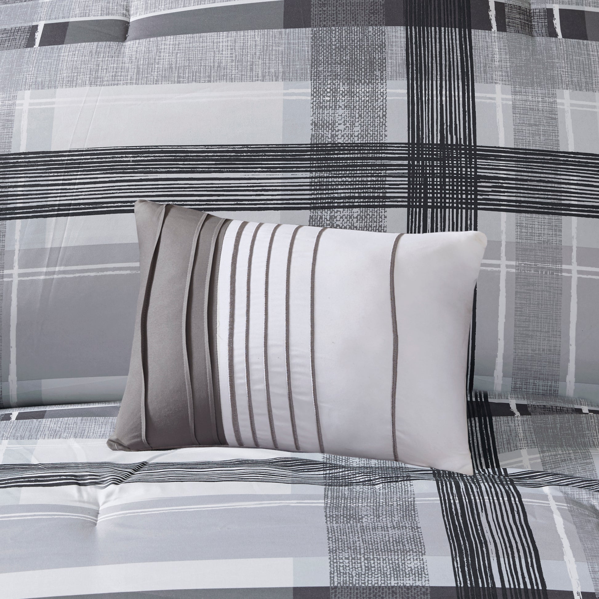Intelligent Design Plaid Comforter Set