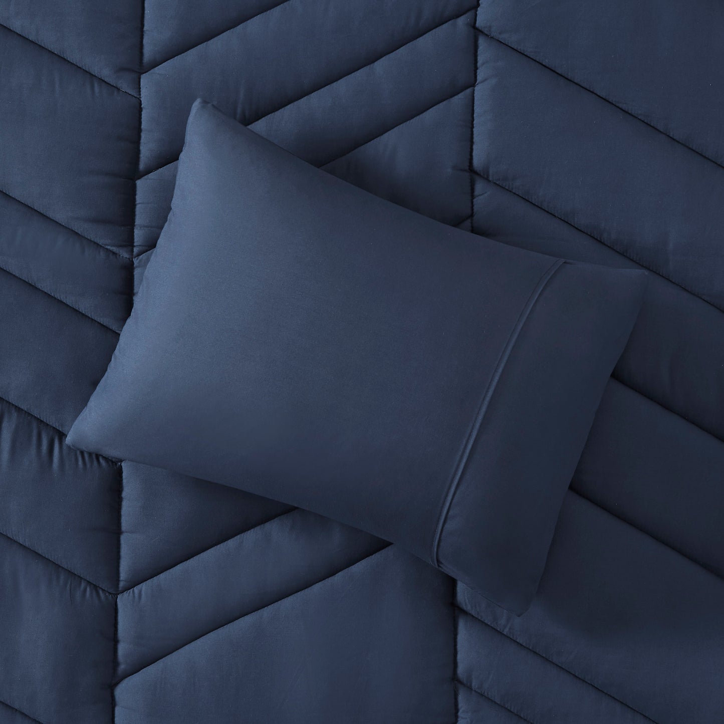 Intelligent Design Quilted Chevron Comforter Set