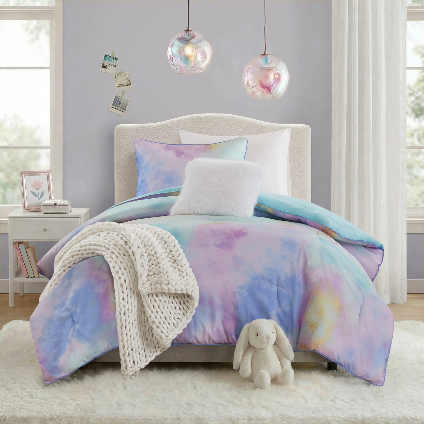 Cassiopeia Watercolor Tie-Dye Printed Comforter Set with Throw Pillow