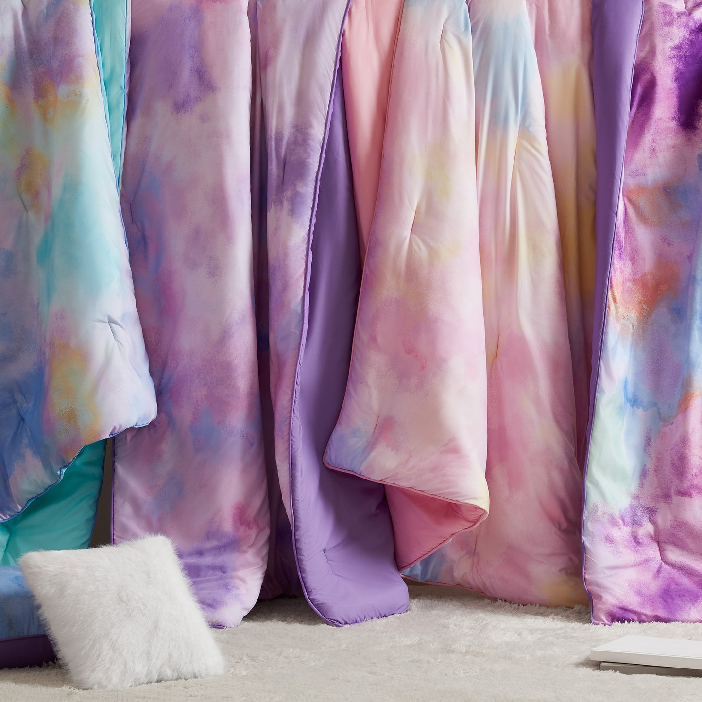 Cassiopeia Watercolor Tie Dye Printed Comforter Set with Throw Pillow