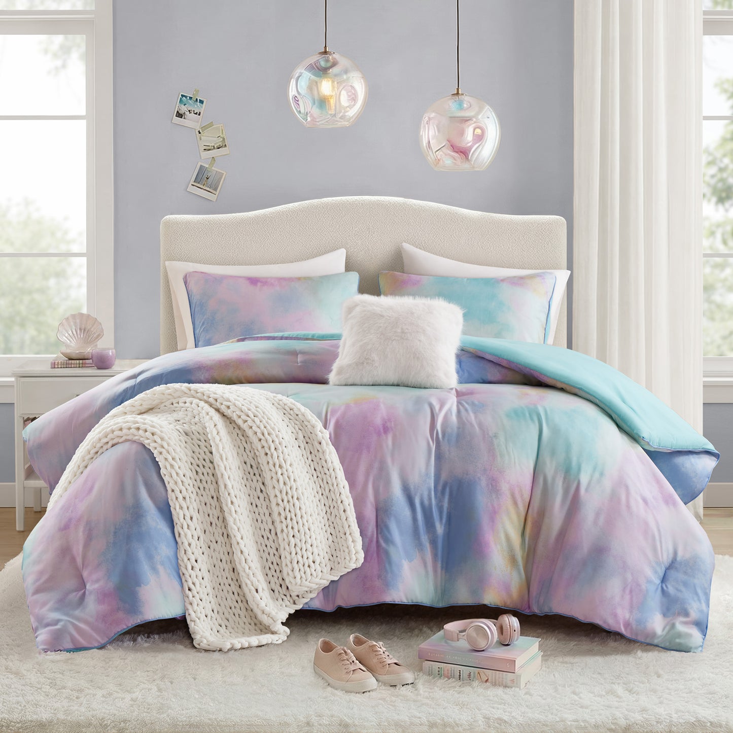 Cassiopeia Watercolor Tie Dye Printed Comforter Set with Throw Pillow