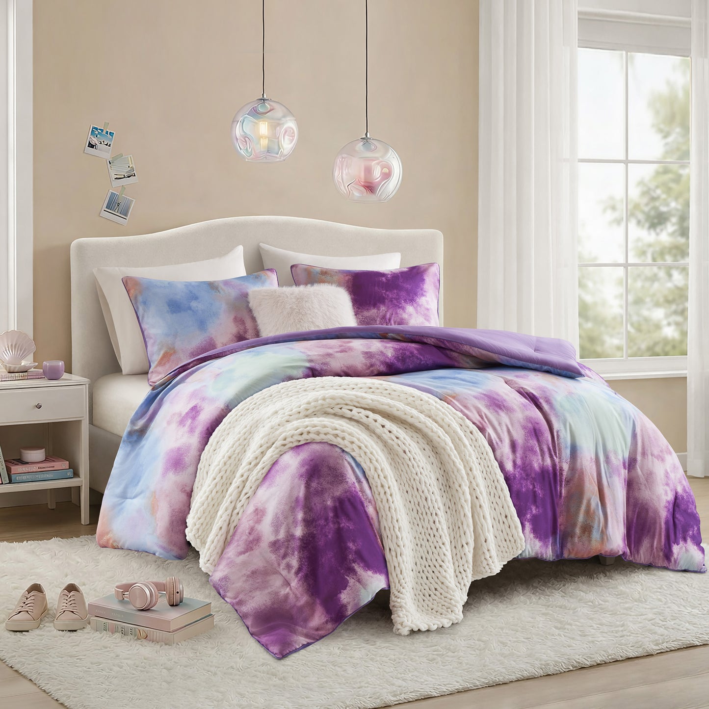 Cassiopeia Watercolor Tie Dye Printed Comforter Set with Throw Pillow