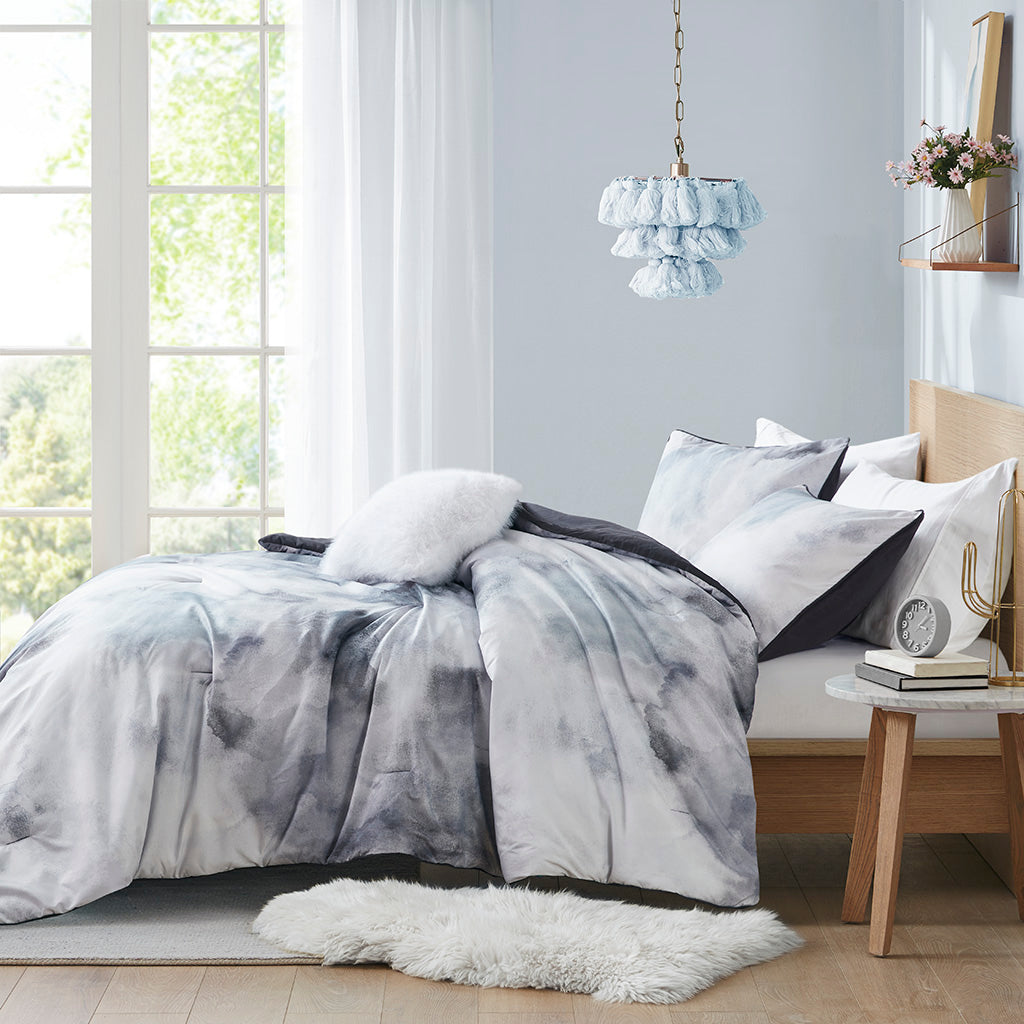 Cassiopeia Watercolor Tie Dye Printed Comforter Set with Throw Pillow