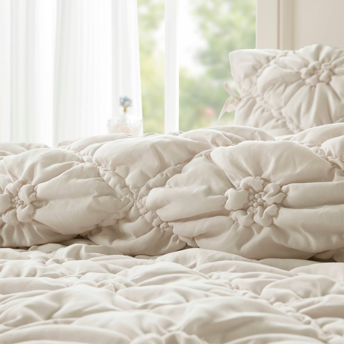 Lily 3PCS Comforter Set