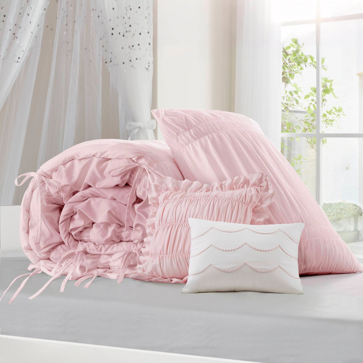 Ivy Sweet Ruched Design 4-Piece Comforter Set
