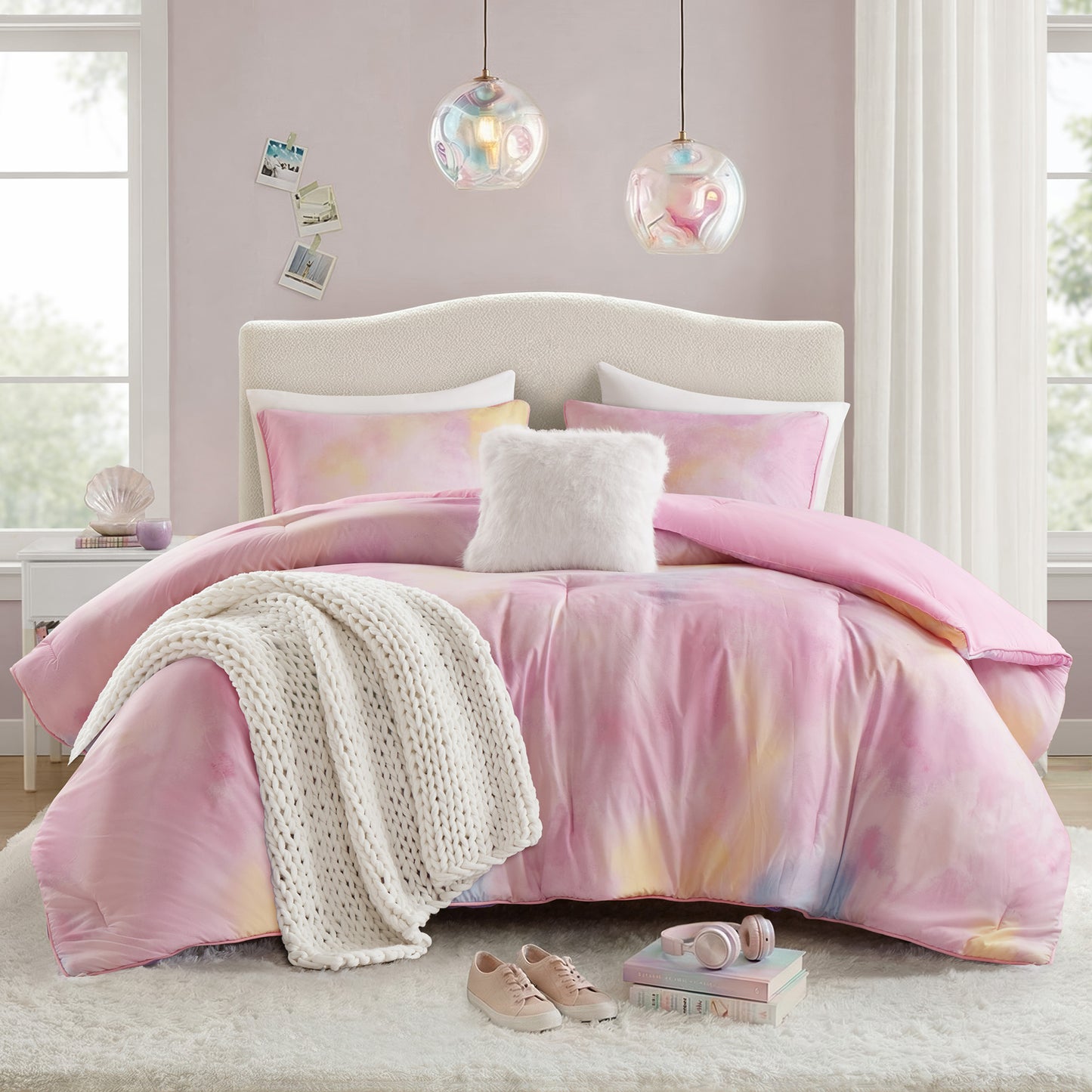 Cassiopeia Watercolor Tie Dye Printed Comforter Set with Throw Pillow