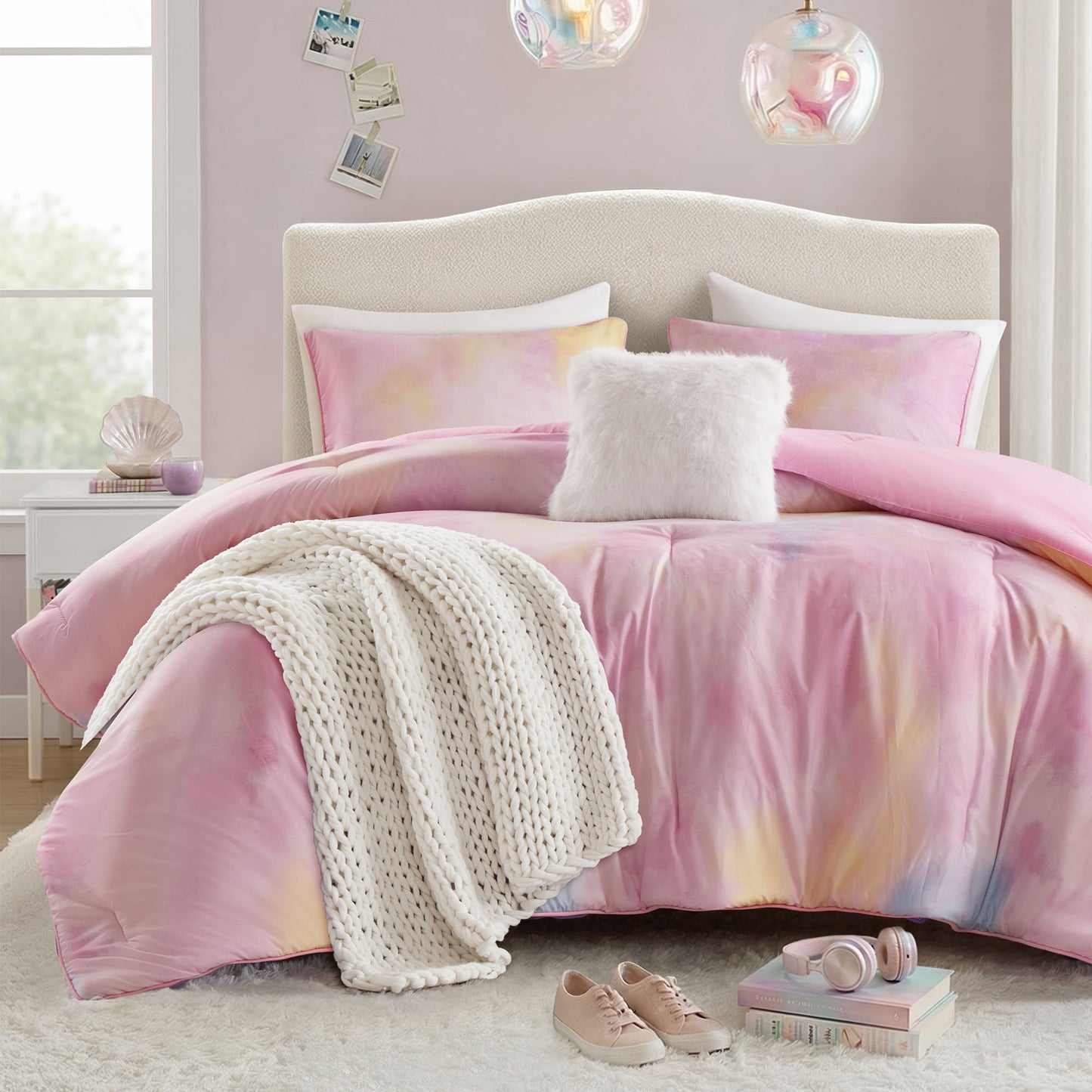 Cassiopeia Watercolor Tie Dye Printed Comforter Set with Throw Pillow