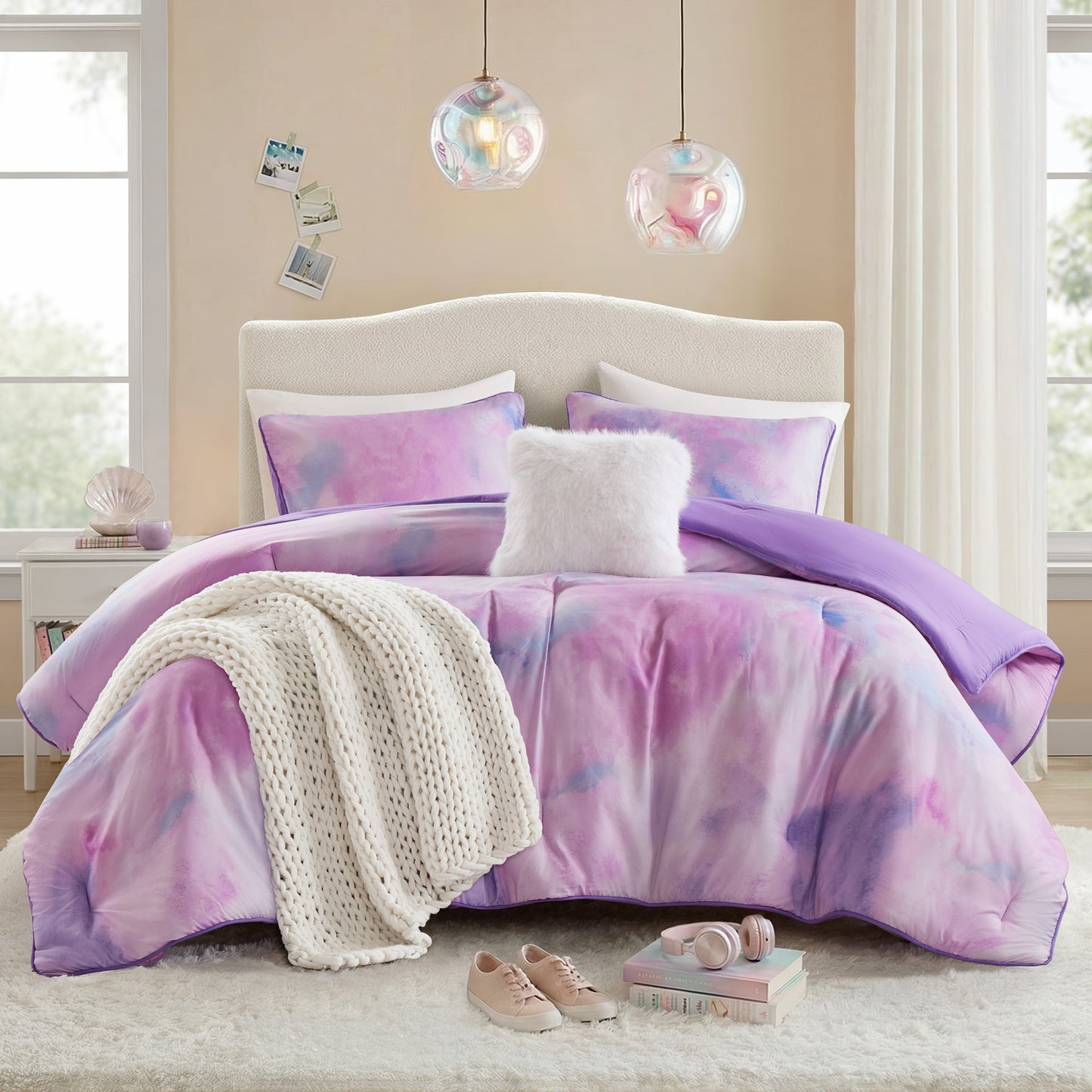 Cassiopeia Watercolor Tie Dye Printed Comforter Set with Throw Pillow
