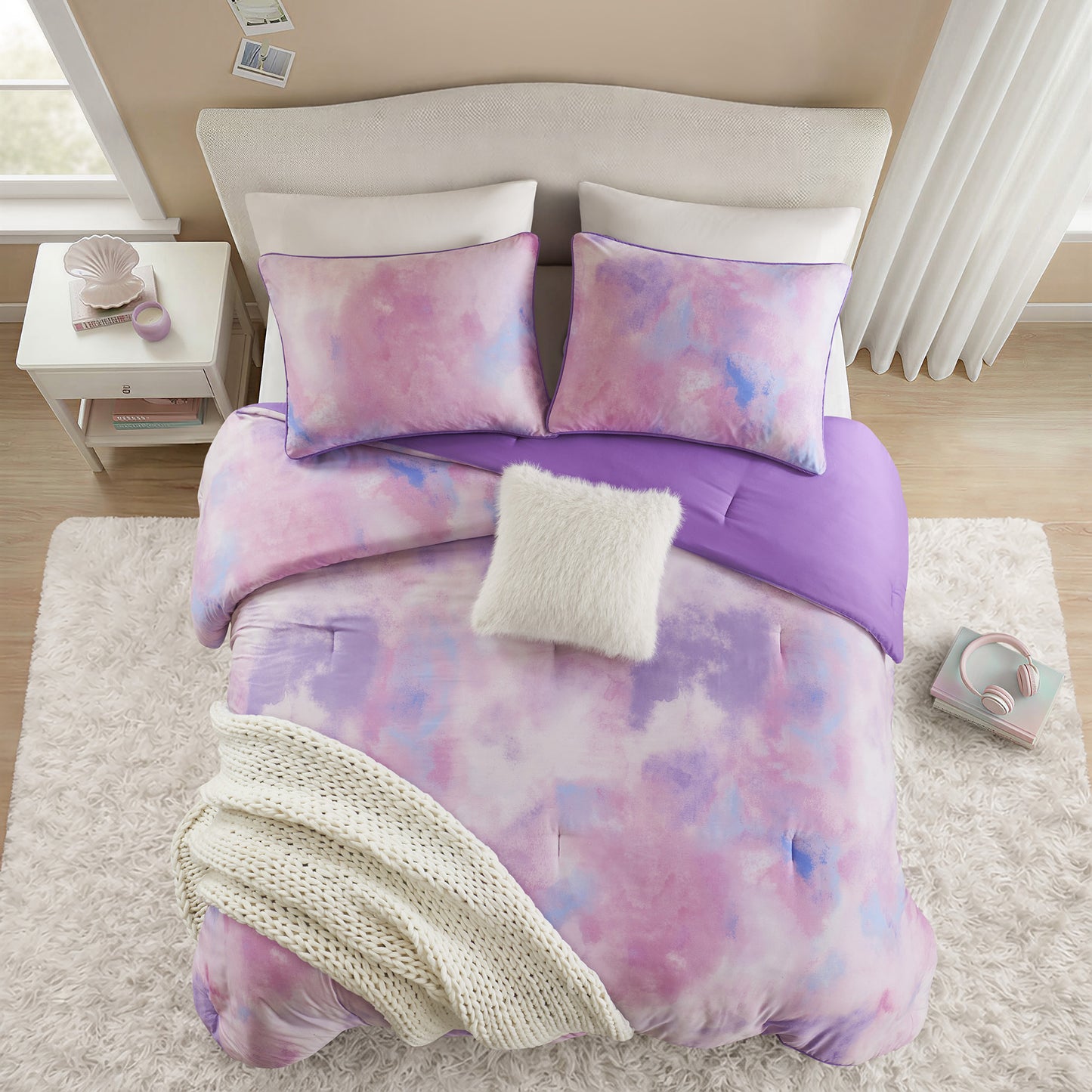Cassiopeia Watercolor Tie Dye Printed Comforter Set with Throw Pillow