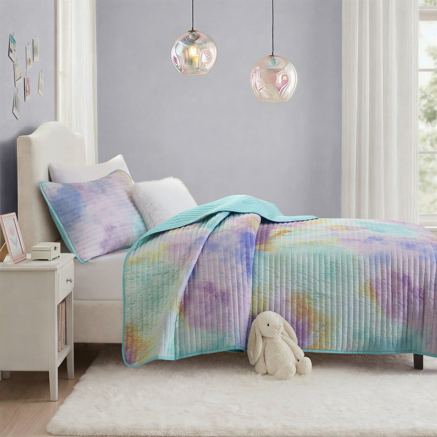 Cassiopeia Watercolor Tie Dye Printed Quilt Set with Throw Pillow