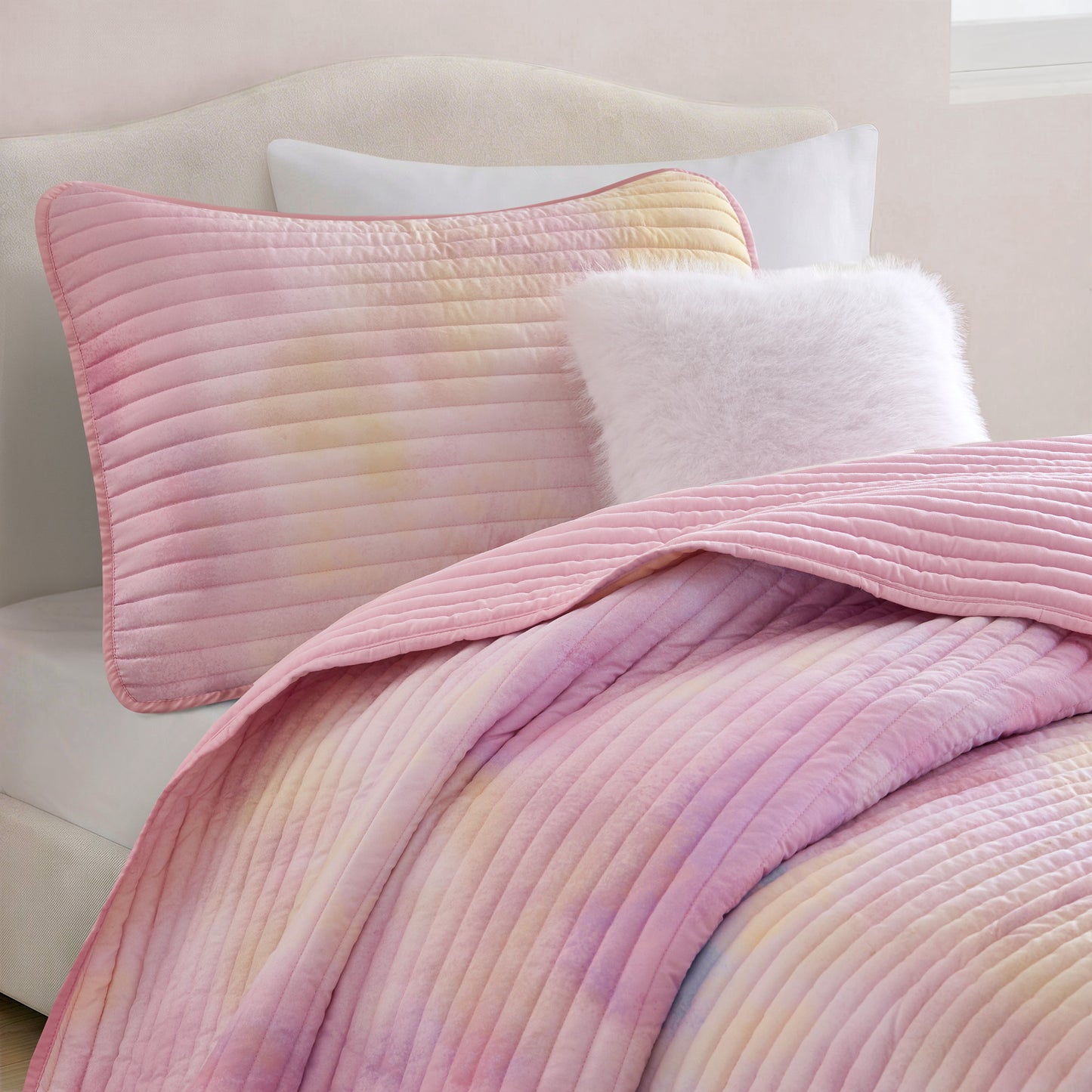 Cassiopeia Watercolor Tie Dye Printed Quilt Set with Throw Pillow
