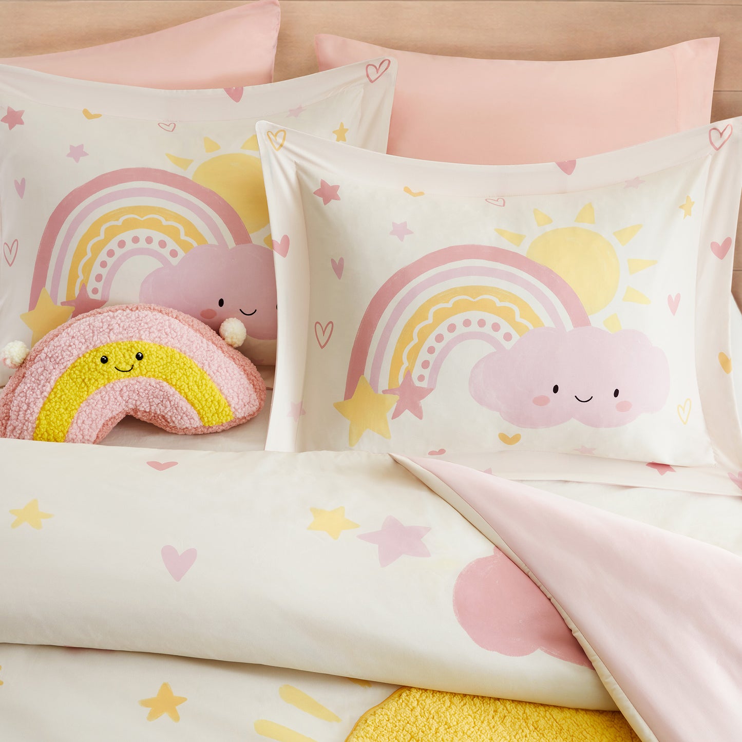 Sunshine 3D Sherpa Detail Comforter Set (with Rainbow Shaped Decorative Pillow)