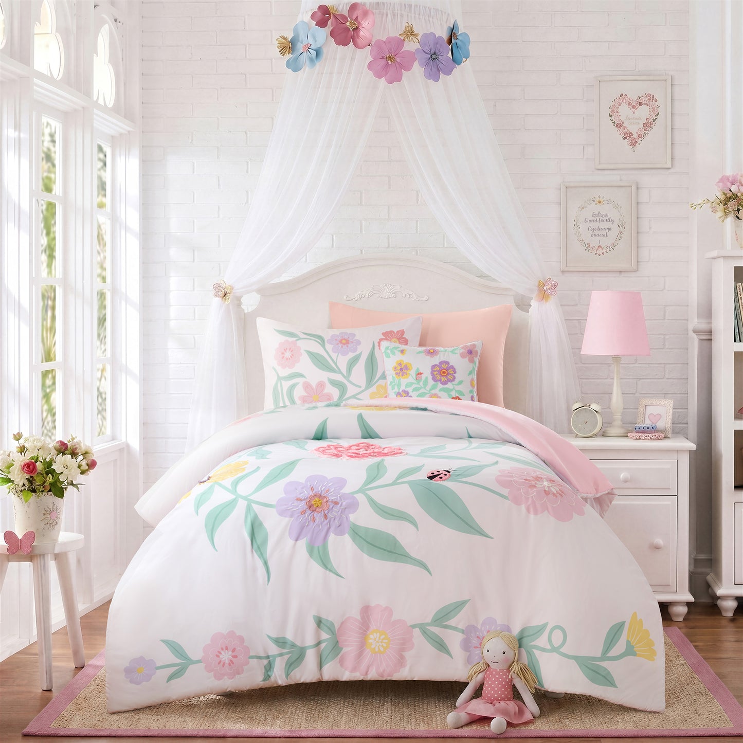 Floral Fringe Trimmed Plush Embroidery Comforter Set (with Embroidered Decorative Pillow)
