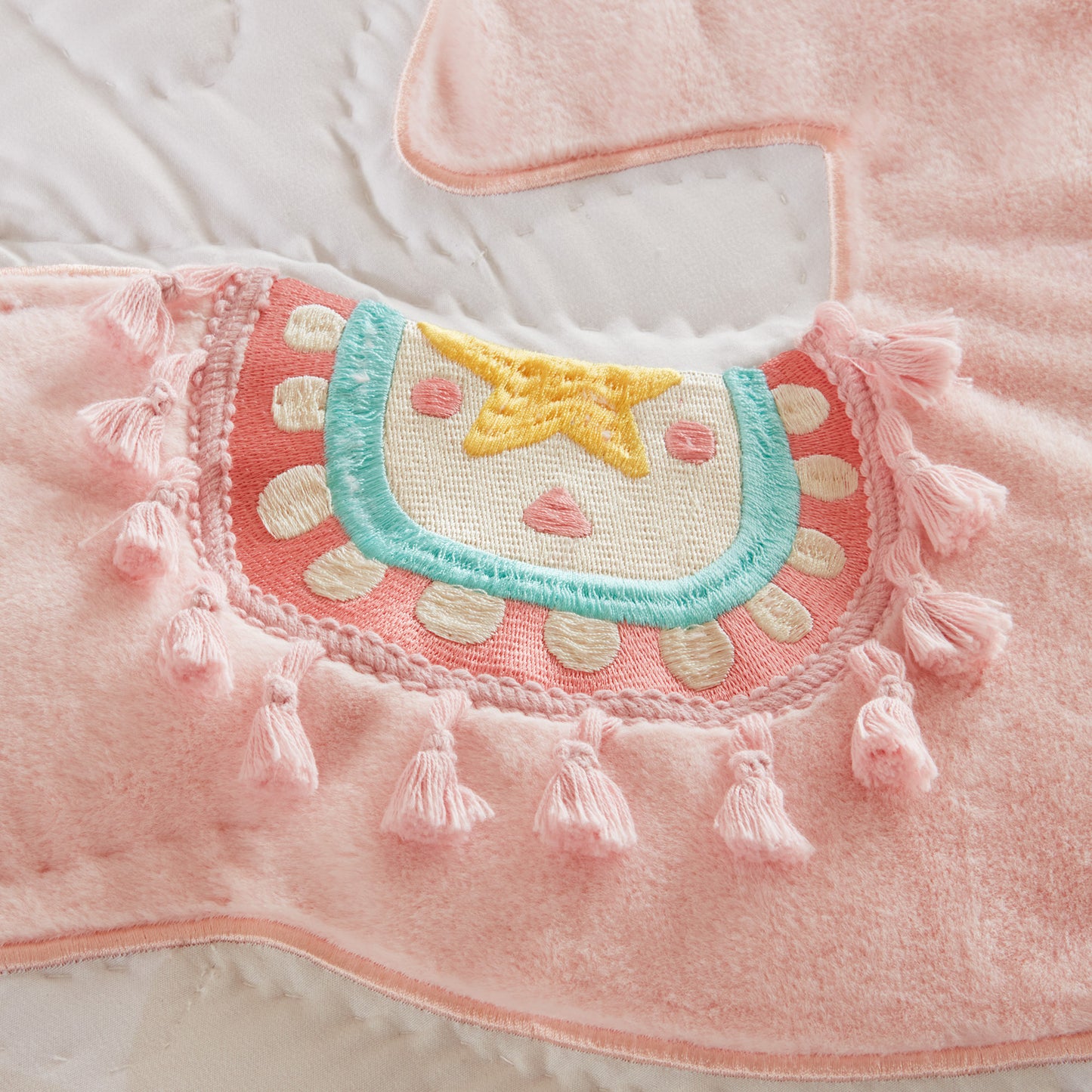 Unicorn Dream Plush Detail 3D Hand-stitched Quilt Set