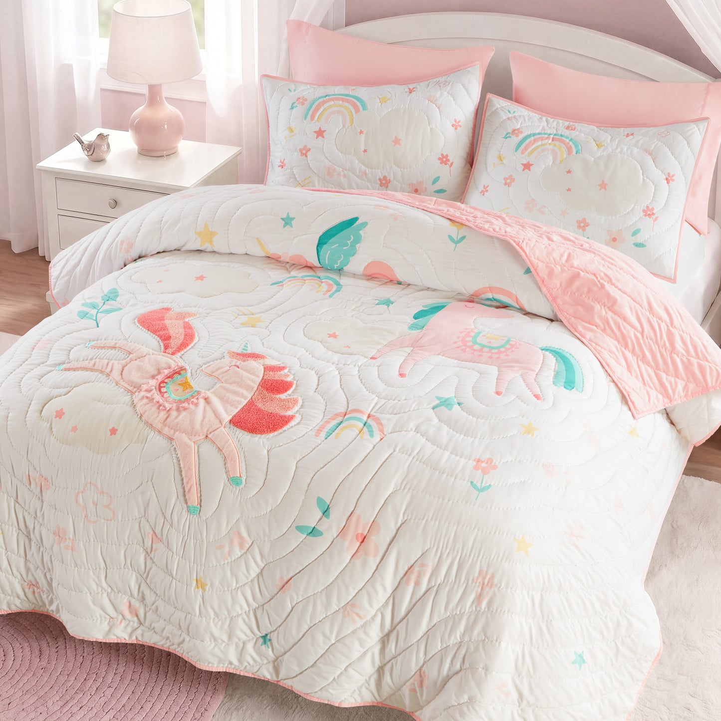 Unicorn Dream Plush Detail 3D Hand-stitched Quilt Set