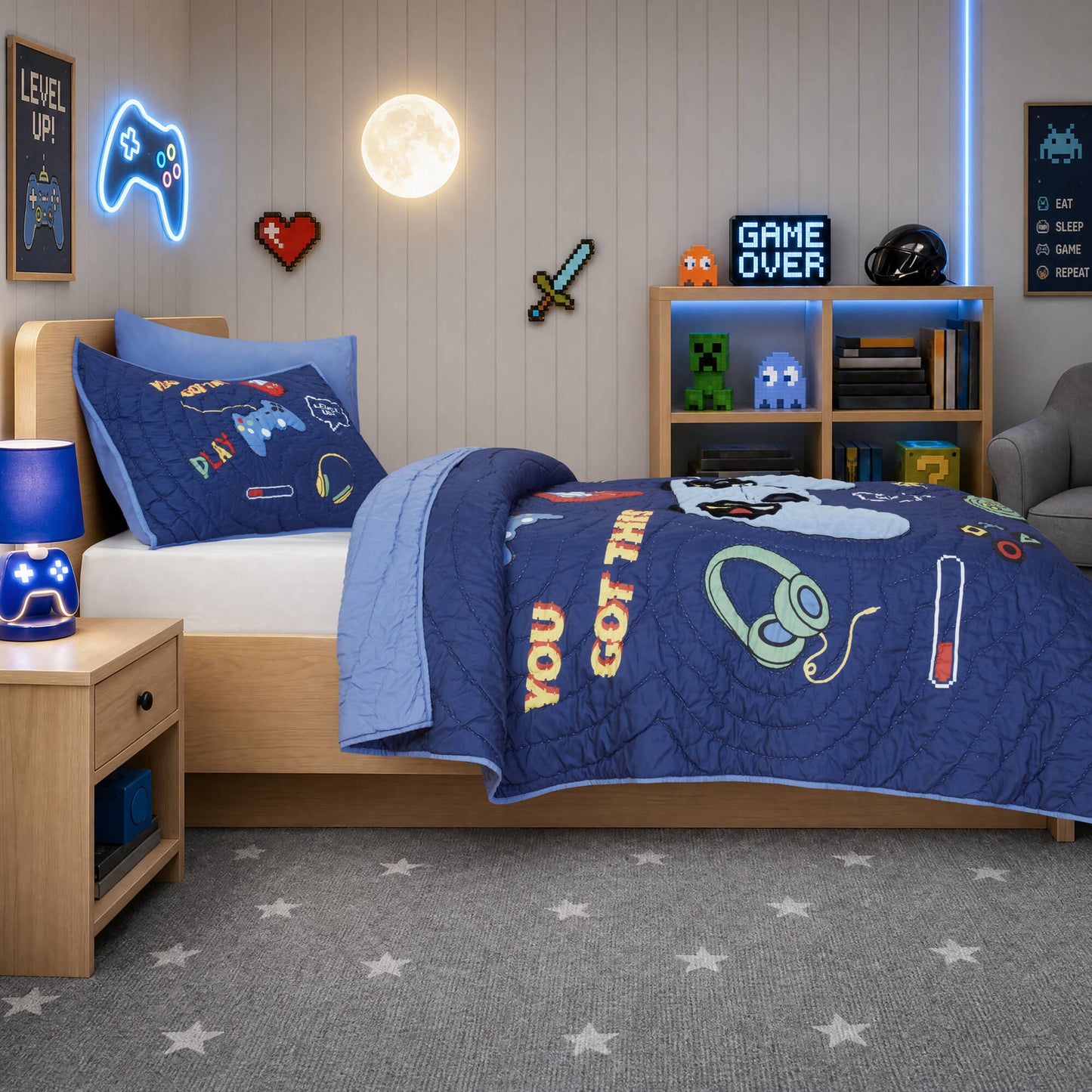 Game Controller 3D Hand-stitched Quilt Set (with Game Controller Shaped Decorative Pillow)