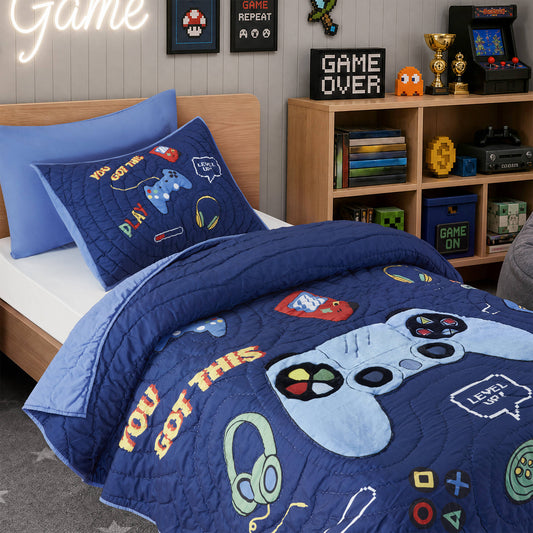 Game Controller 3D Hand-stitched Quilt Set (with Game Controller Shaped Decorative Pillow)