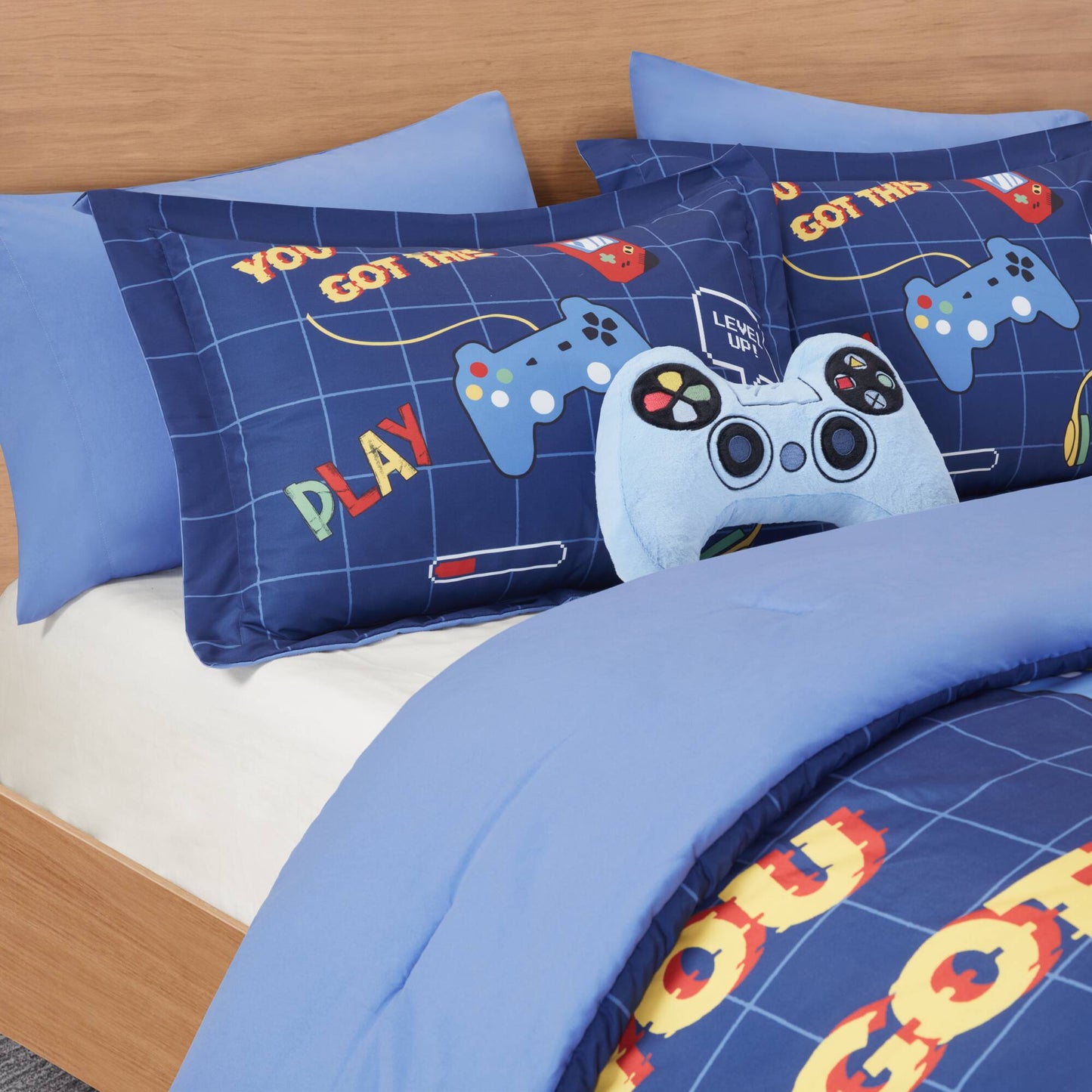 Game Controller 3D Comforter Set (with Game Controller Shaped Decorative Pillow)