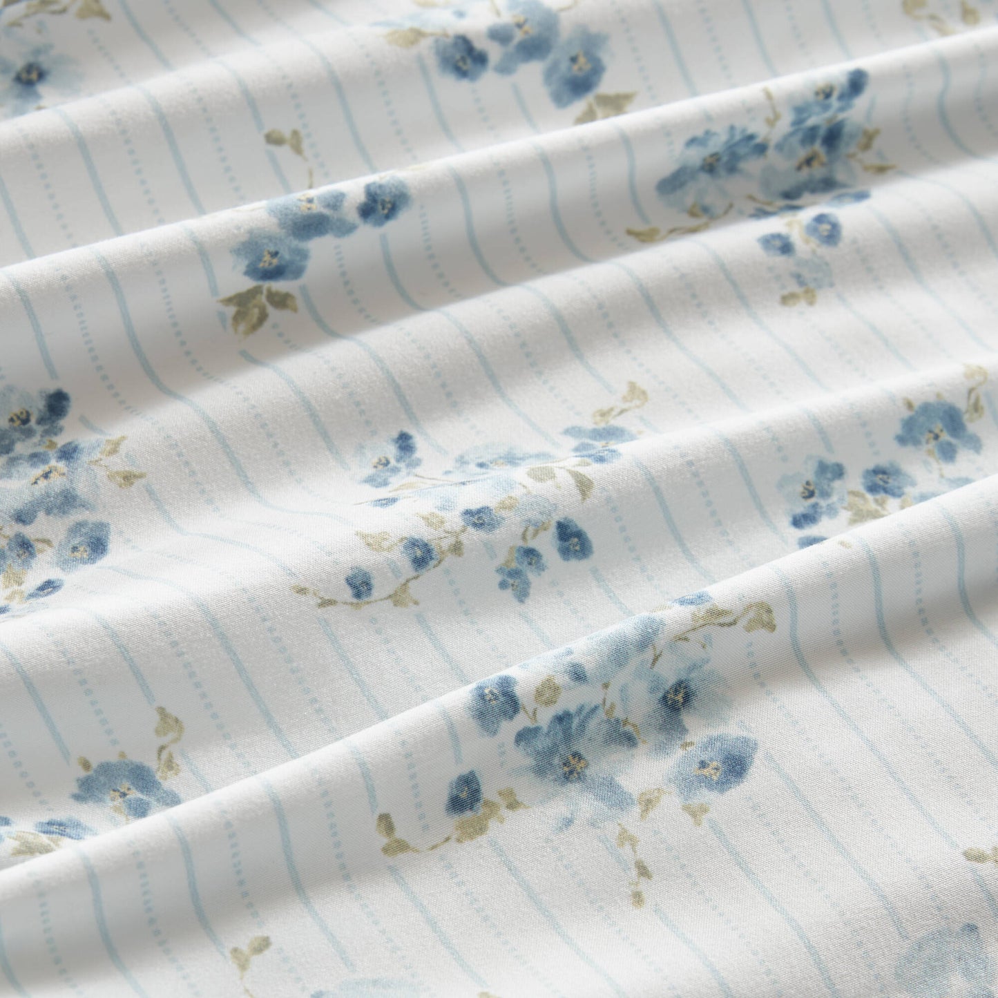 Anabelle 4-Piece Comforter Set