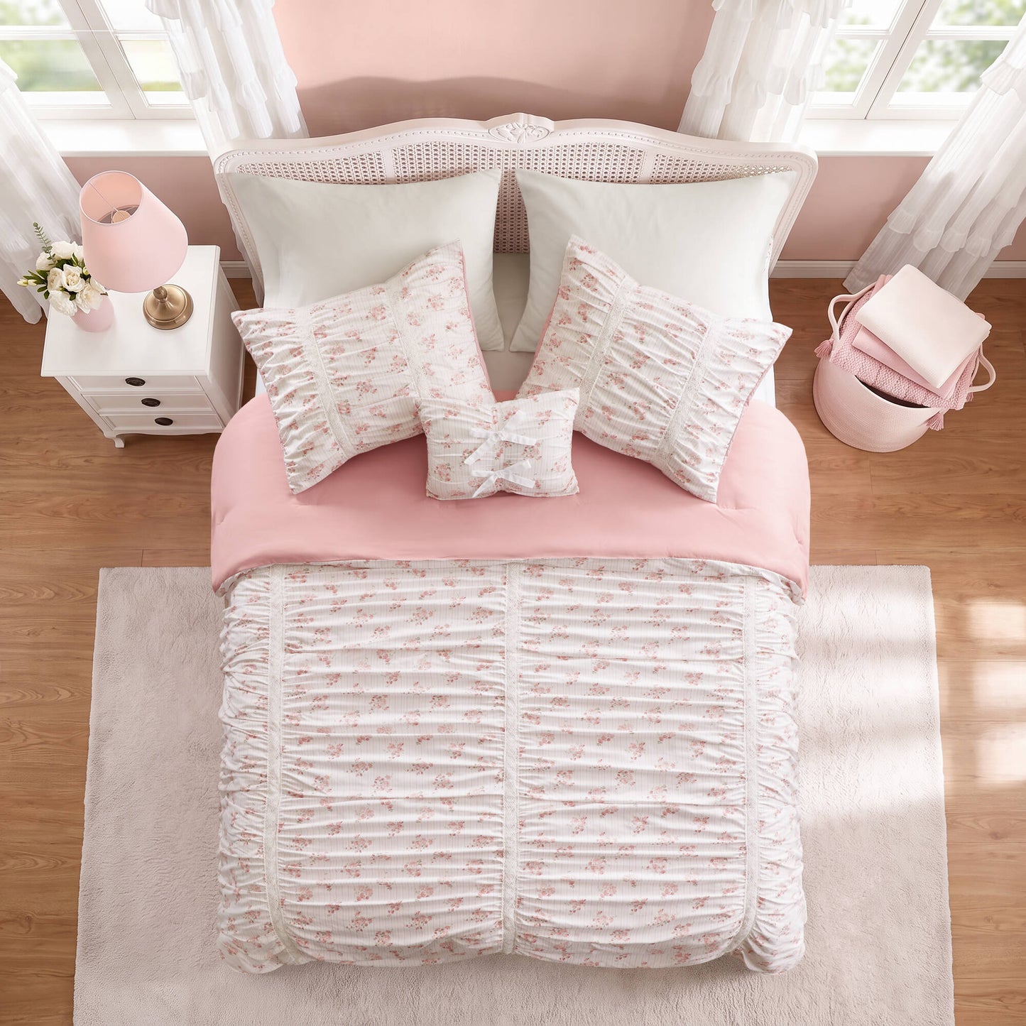 Anabelle 4-Piece Comforter Set