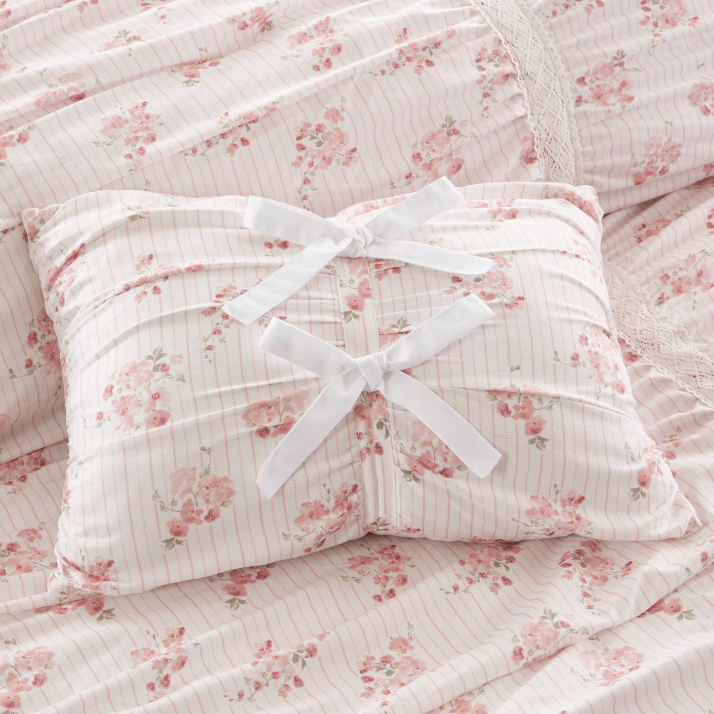 Anabelle 4-Piece Comforter Set