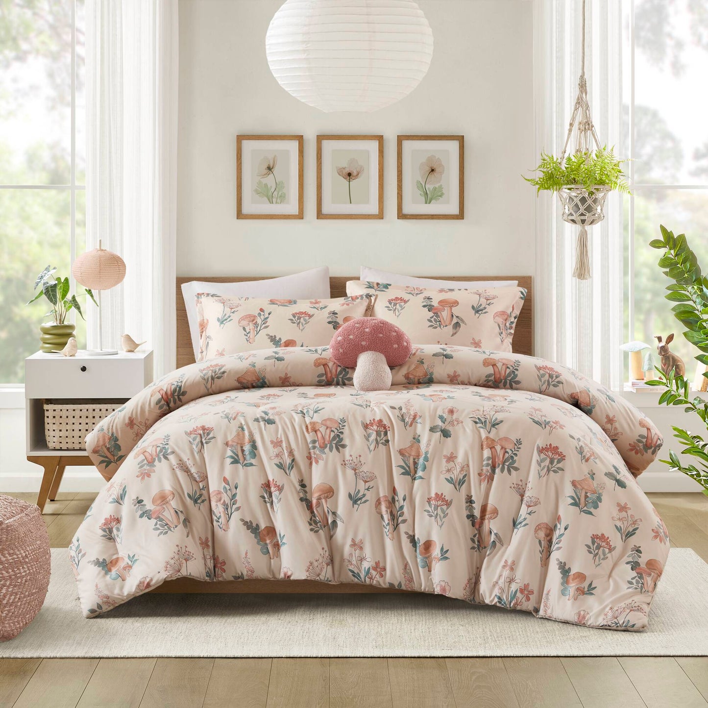 Gwen Mushroom Garden Comforter Set