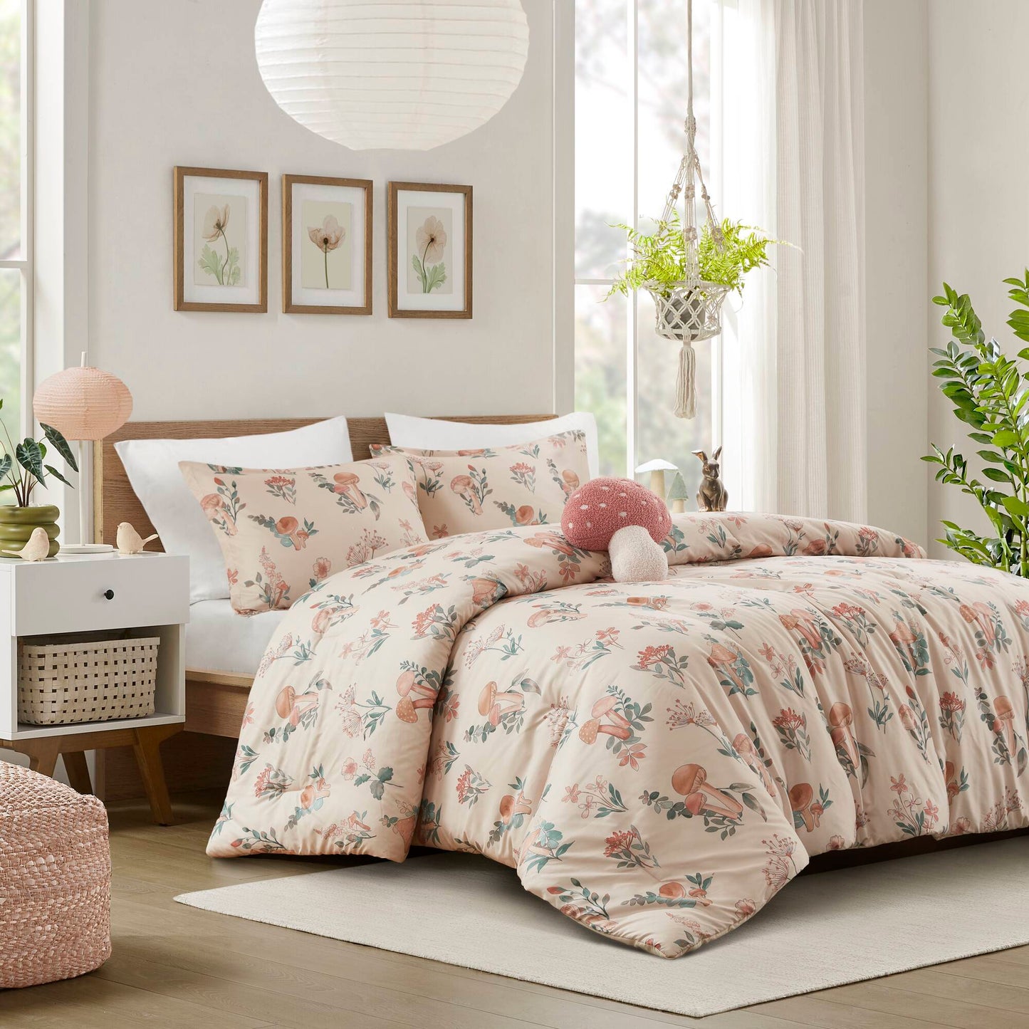 Gwen Mushroom Garden Comforter Set