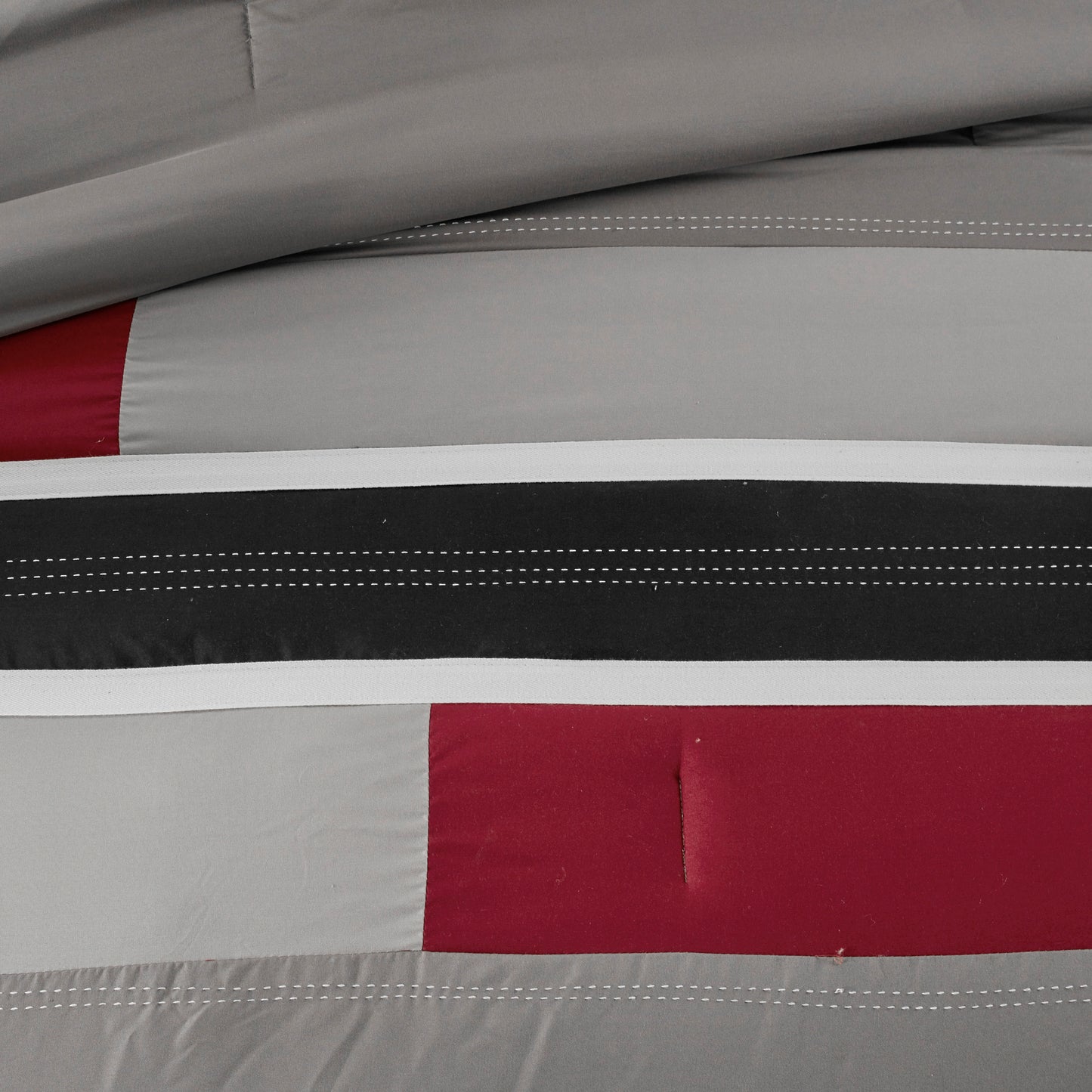 Pipeline Comforter Set