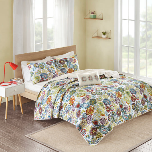 Tamil Reversible Paisley Quilt Set with Throw Pillow