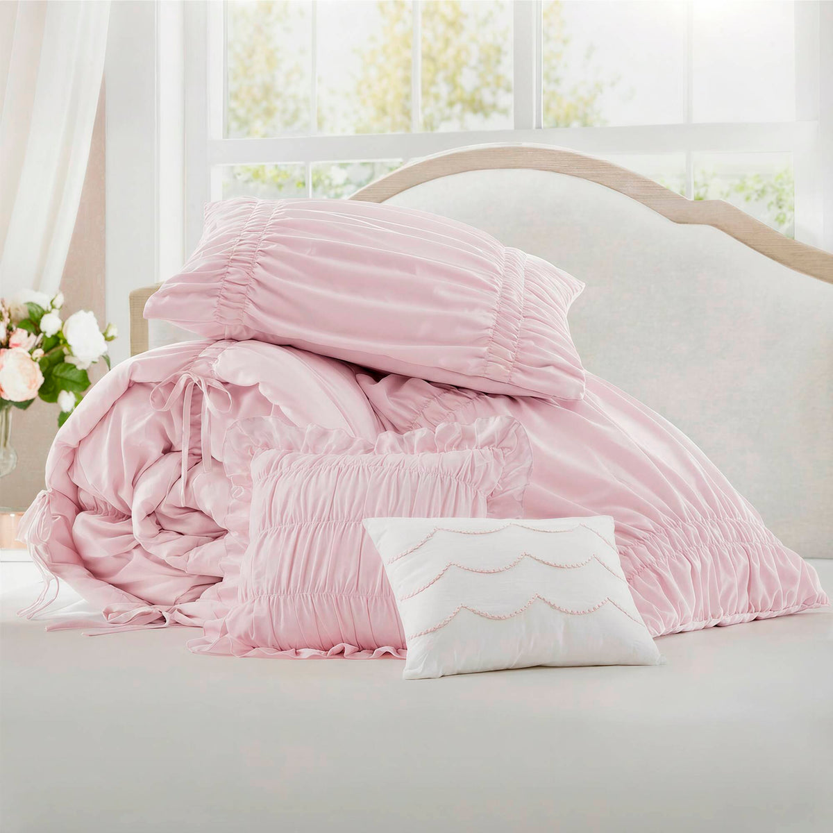 Ivy Sweet Ruched Design 4-Piece Comforter Set