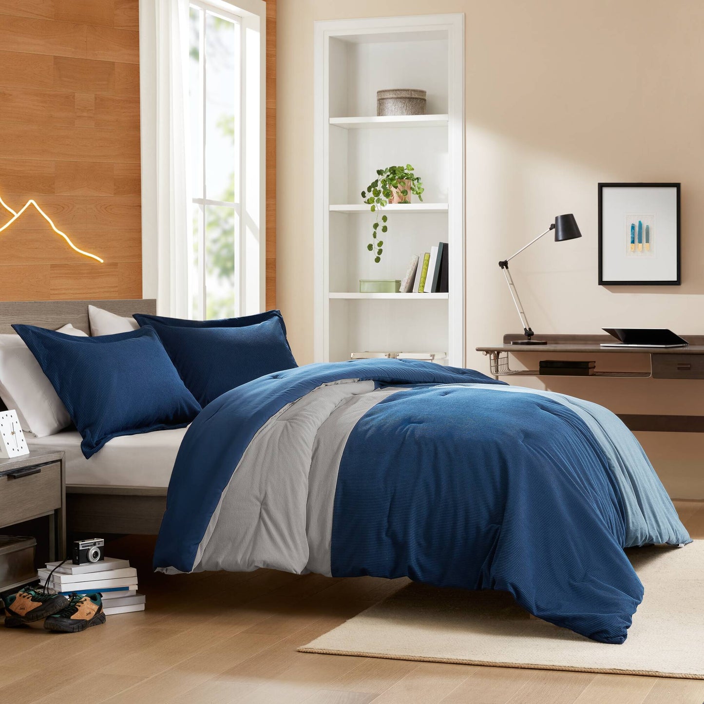 Stafford 2-Piece Comforter Set