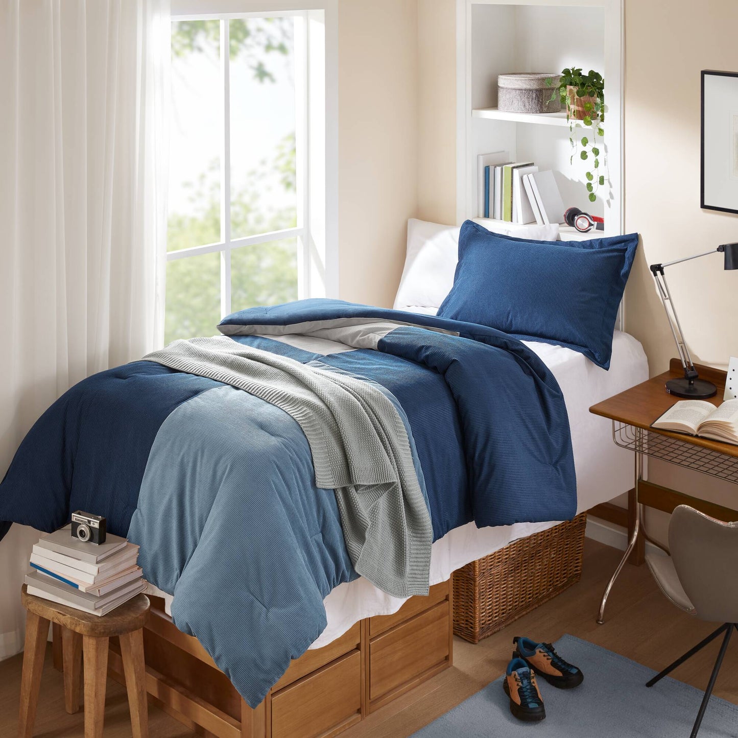 Stafford 2-Piece Comforter Set