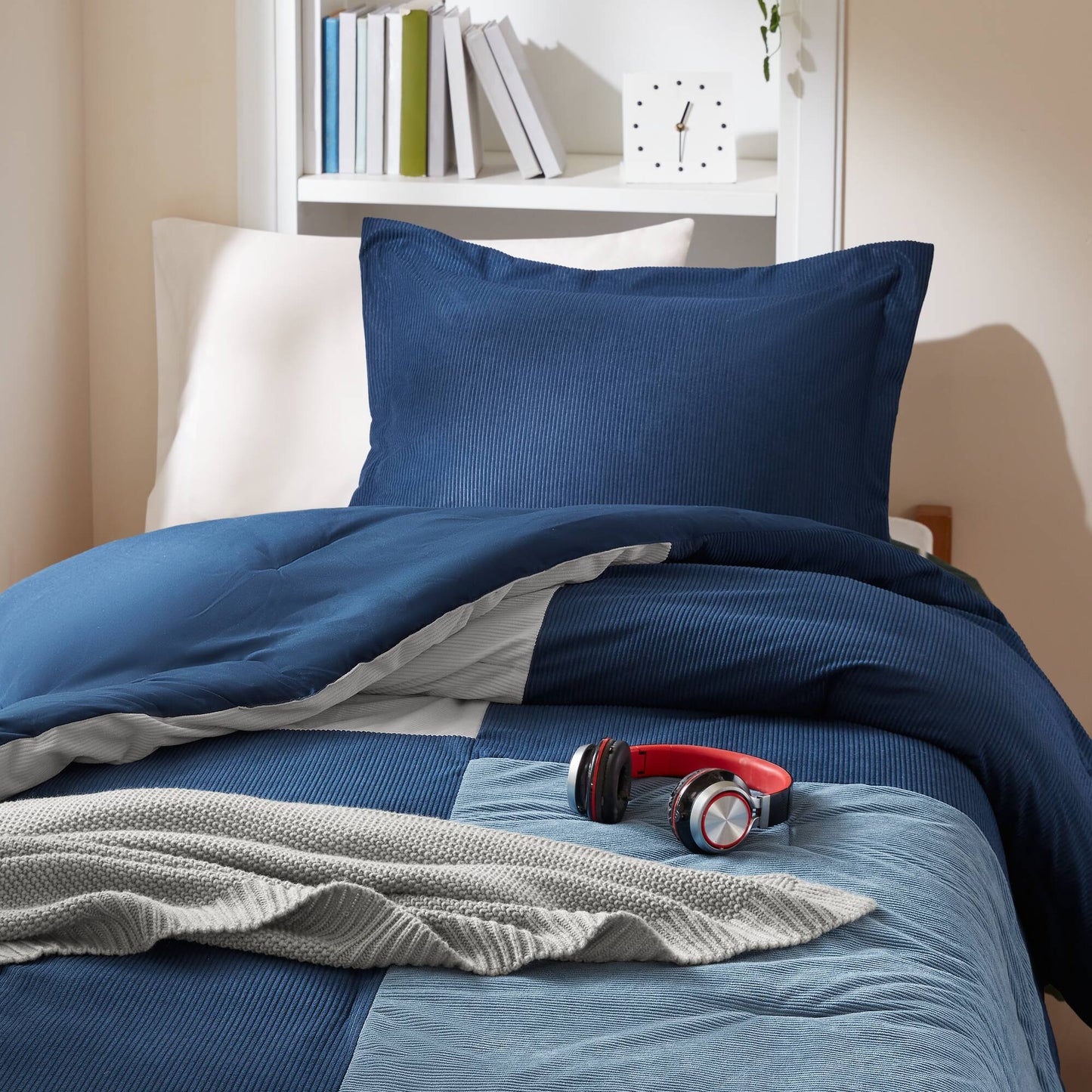 Stafford 2-Piece Comforter Set