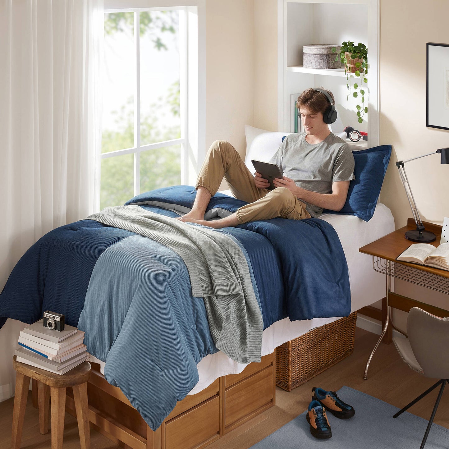 Stafford 2-Piece Comforter Set