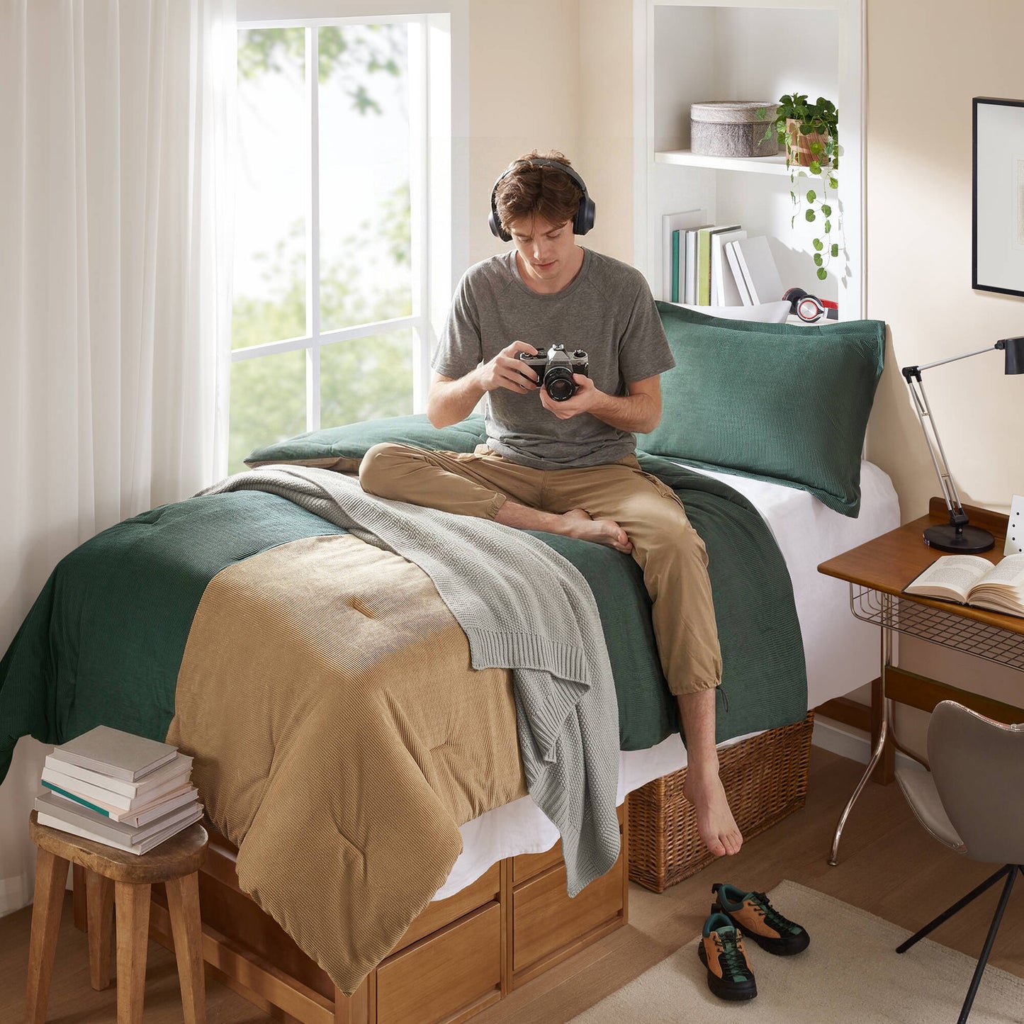 Stafford 2-Piece Comforter Set