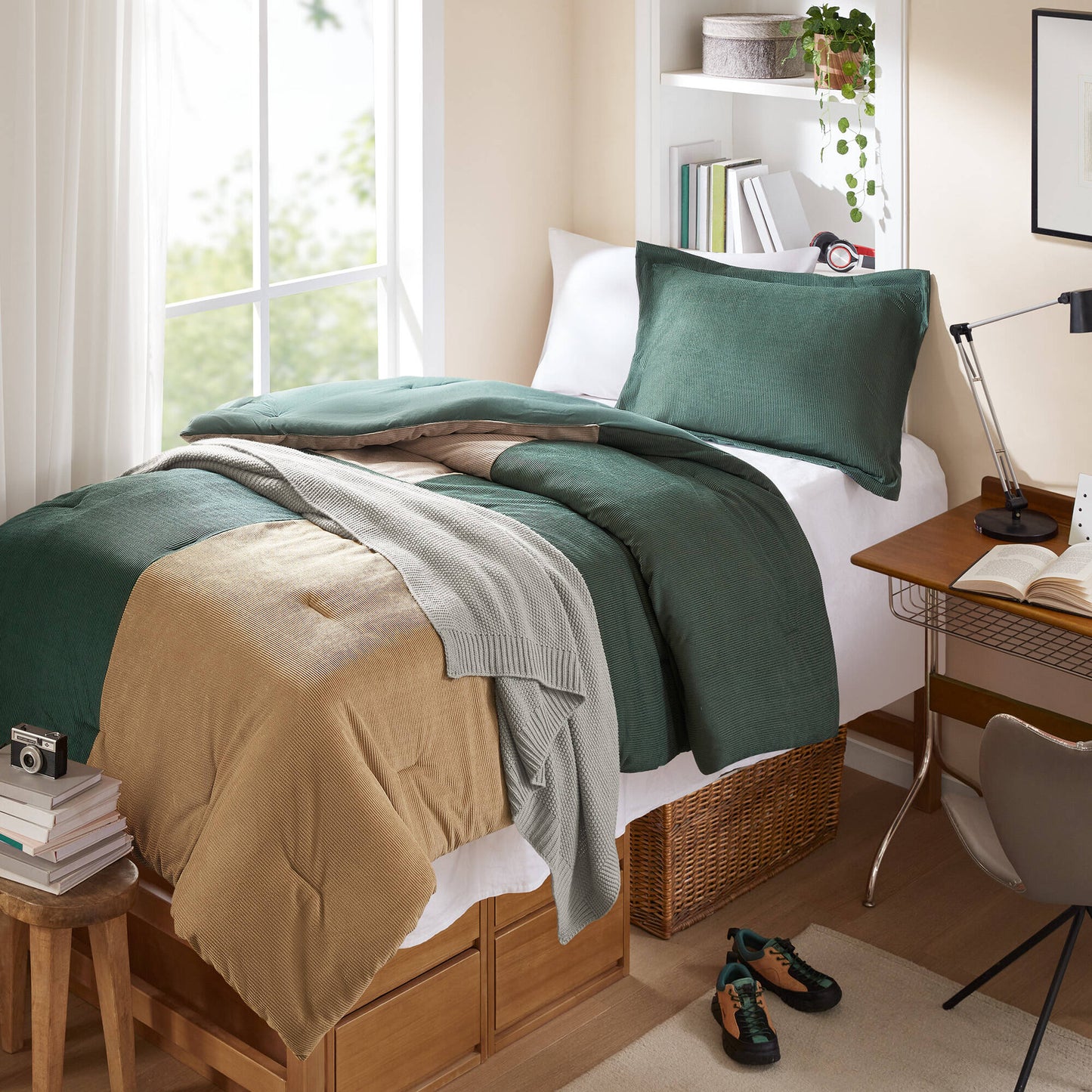 Stafford 2-Piece Comforter Set